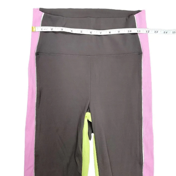KORAL COLOR Block Leggings - Picture 4 of 8